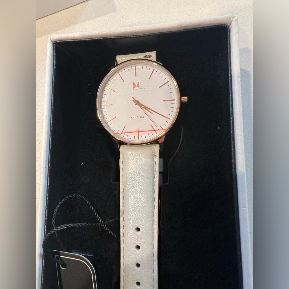 MVMT Watch - Picture 4 of 6